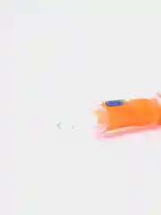 Оранжевый фонарь ручной "Человечек", 1 LED, 2.2 х 8.2 см