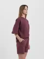 Сиреневый костюм женский