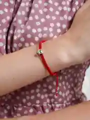 Браслет красная нить