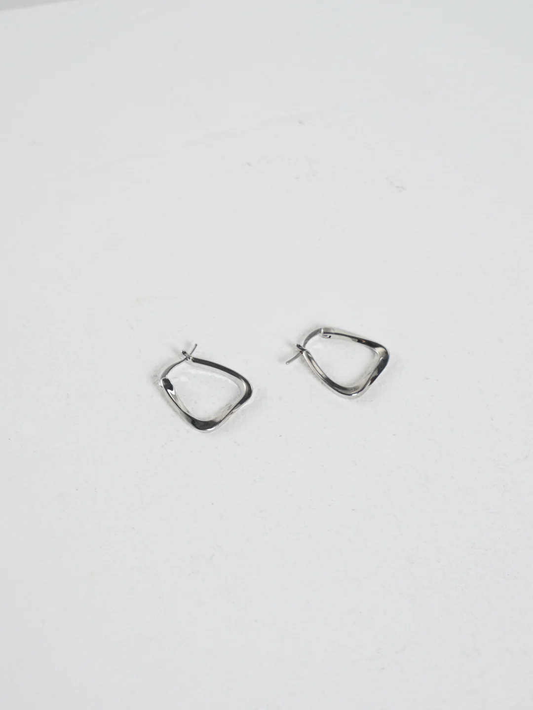 Серебряный женские серьги геометрия