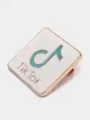 Бирюзовый брошь "TikTok"