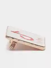 Коралловый брошь "TikTok"
