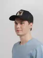 Черный кепка сетчатая