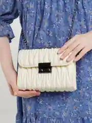 Белый сумка женская на цепочке, 4 цвета