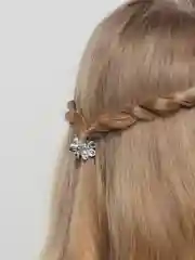 Белый крабики для волос