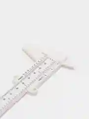 Белый линейка-штангенциркуль, 0-150