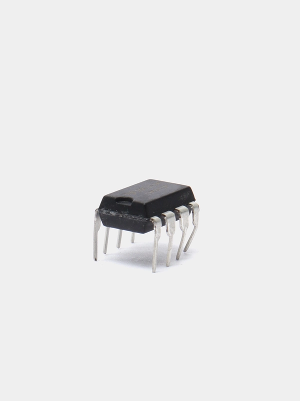 5 штук Микросхема LM311P DIP-8 Компаратор x1 t=165нс 0...+70C