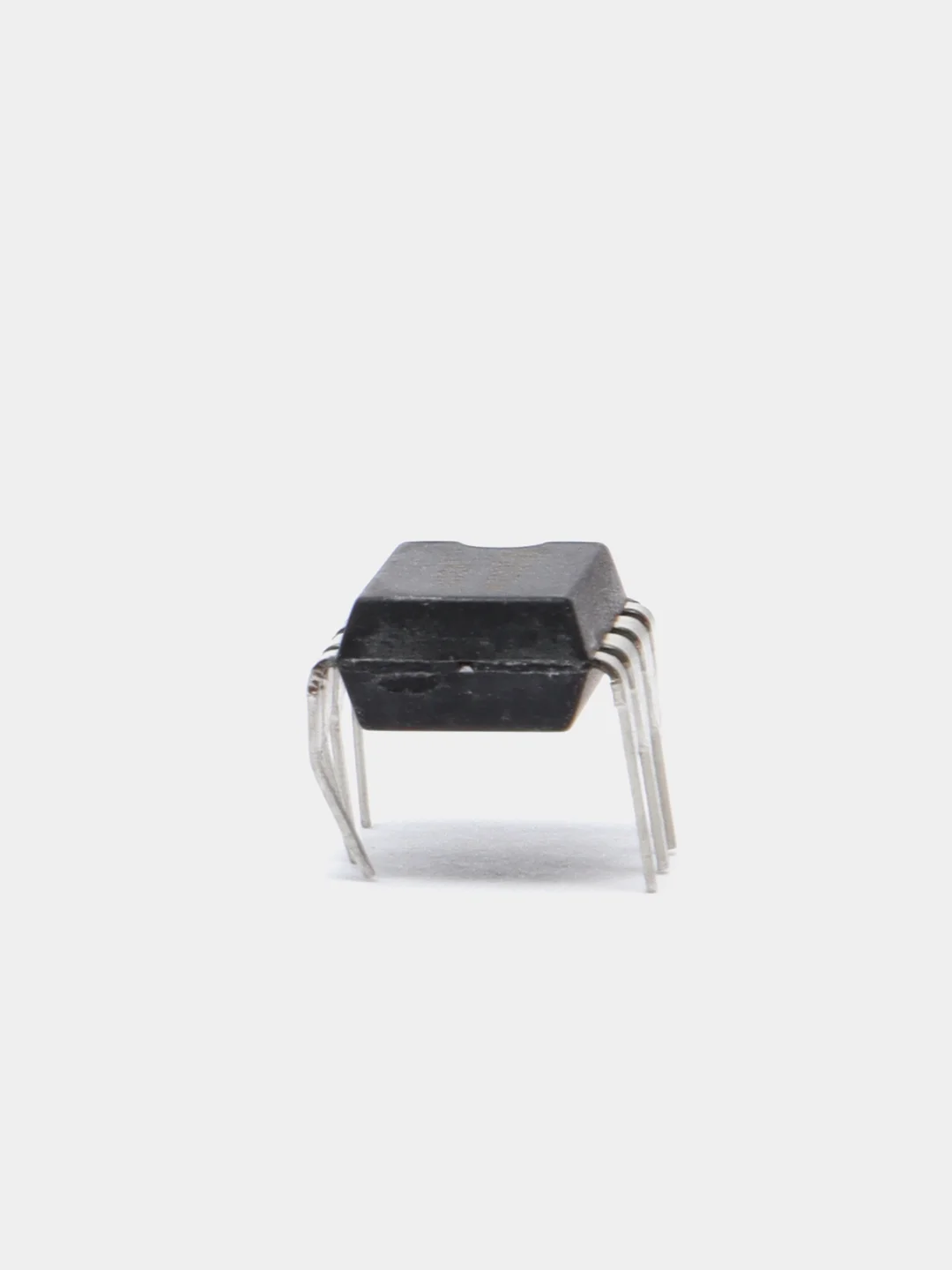 5 штук Микросхема LM311P DIP-8 Компаратор x1 t=165нс 0...+70C