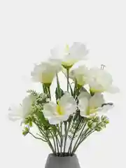 Белый искуственные цветы Фрезии