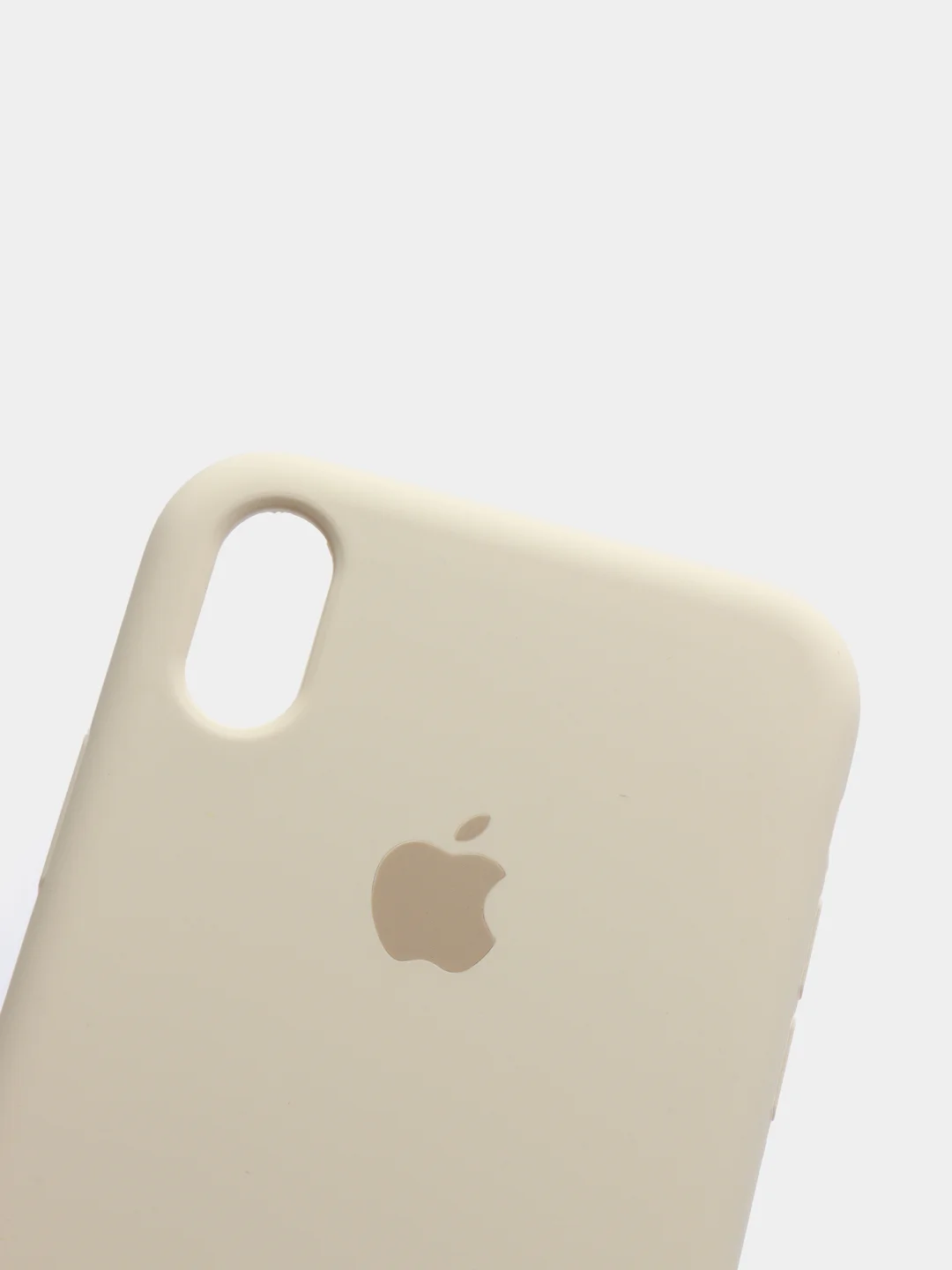 Бежевый чехол Silicone Case для iPhone XR, с открытым низом