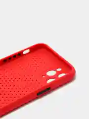 Красный чехол силиконовый с перфорацией для Айфон  iPhone 11 /11 Pro / 11 Pro Max / 12