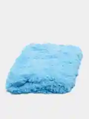 Голубой пушистый плед, бежевый