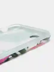 Розовый чехол для IPhone
