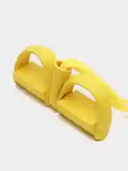 Желтый тренажер для ног