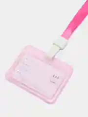 Розовый бейдж, пластиковый, горизонтальный