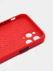 Красный чехол силиконовый с перфорацией для Айфон  iPhone 11 /11 Pro / 11 Pro Max / 12