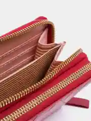 Красный кошелек женский