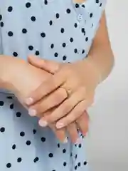 Кольцо с мишкой золотистого цвета