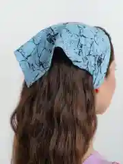 Голубой косынка для волос