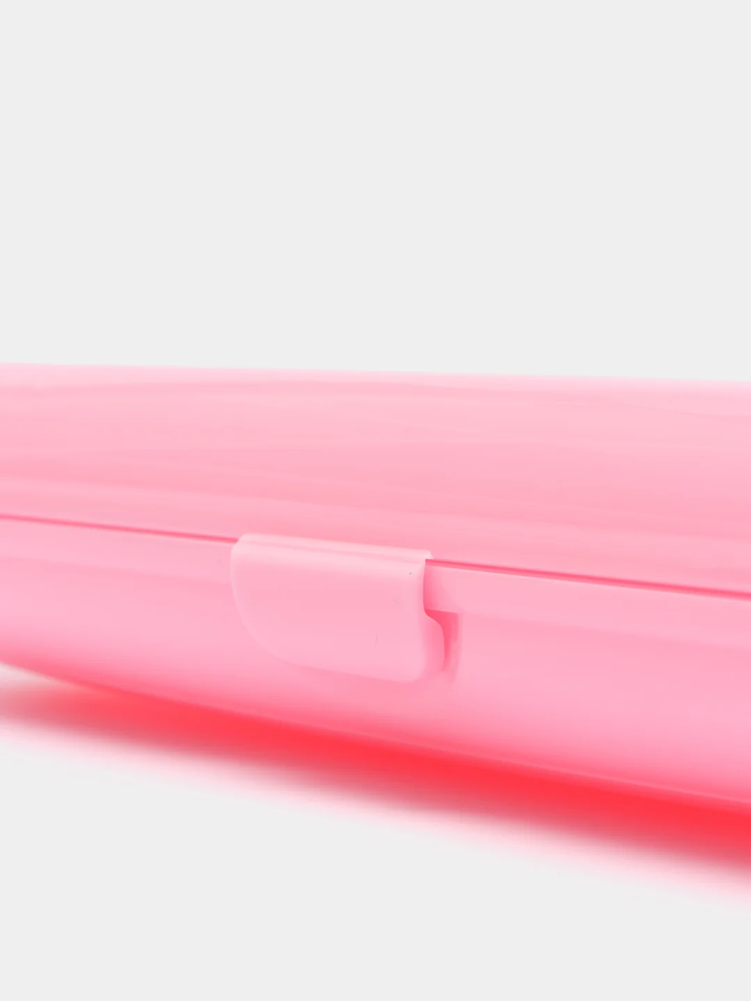 Розовый футляр для электрической зубной щетки Oral-B Чехол для щётки Орал Би