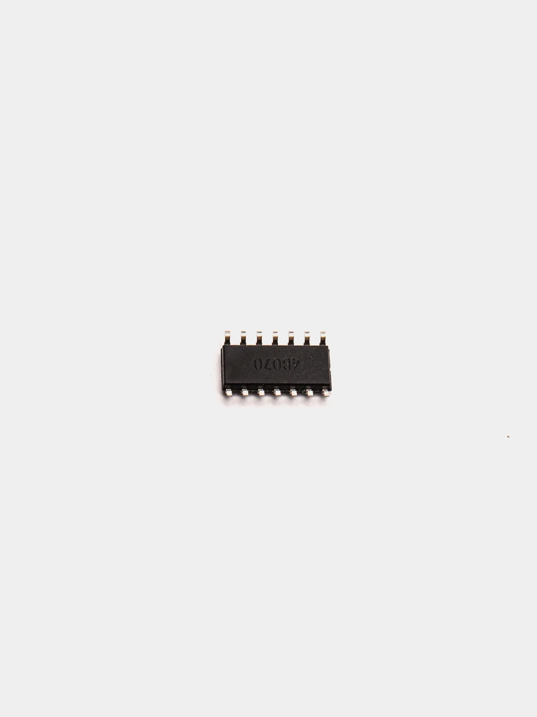 Микросхема LM339DR SO-14