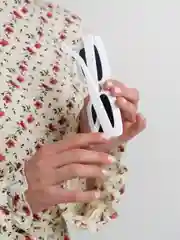 Белый солнцезащитные очки