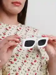 Белый солнцезащитные очки