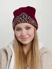 Багровый шапка женская "Корона"