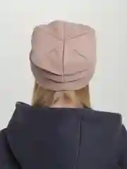 Конфетный шапка женская  с флисовой подкладкой "Дождь"