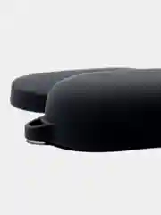 Угольный силиконовый чехол AirDots с карабином