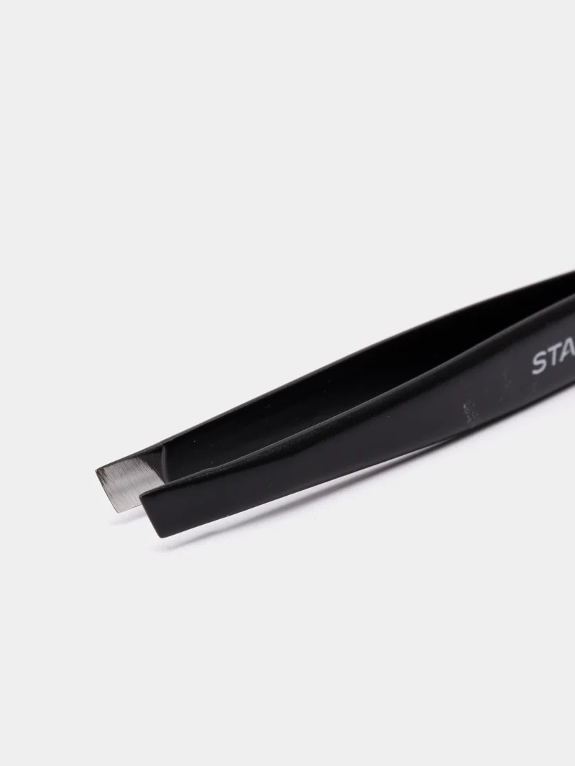 Пинцет скошенный для бровей Staleks Pro Expert 11 type 3b, 11/3, черный