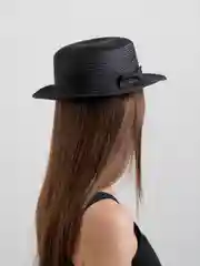 Черный женская соломенная шляпа