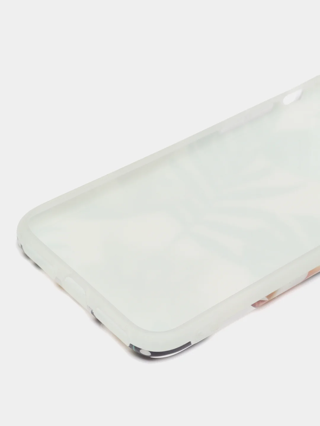 Бежевый чехол для IPhone