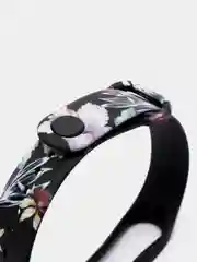 Кремовый силиконовый ремешок для Xiaomi mi band 3 / 4 / 5 / 6 / 7 принты с цветами