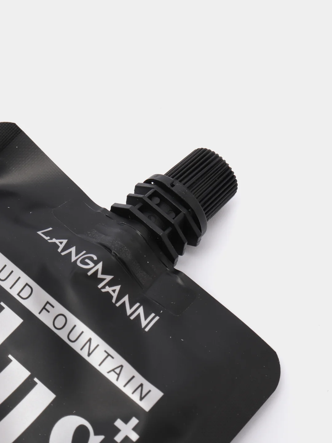 Тональный крем для лица LANGMANNI Foundation Professional 100 ml