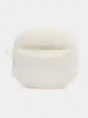 Белый чехол для беспроводных наушников AirPods (Аирподс) 1 / 2 / Pro, Pro 2 с карабином