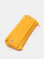 Горчичный пенал школьный