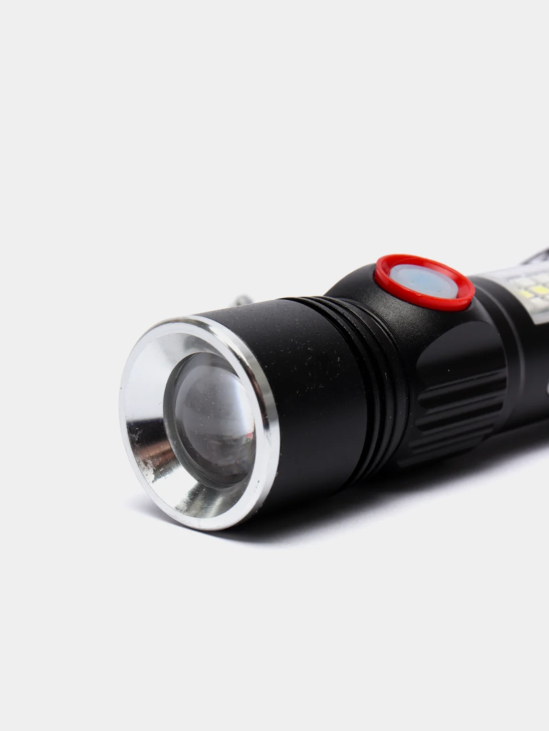 Светодиодный фонарь с зарядкой от USB и боковым стробоскопом
