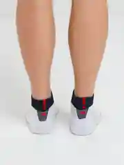 Белый короткие спортивные носки