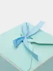 Конфетный коробка подарочная для подарка "Квадратная с рисунком", складная