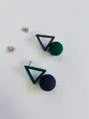 Индиго серьги-гвоздики женские "Геометрия", асимметричные