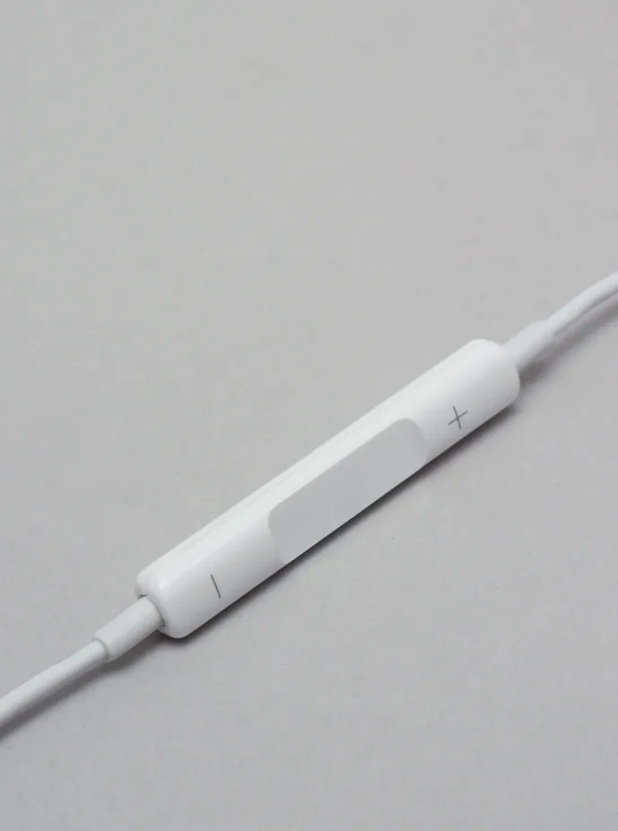 Наушники для iPhone 7, 8, X, 11, 12 с Bluetooth  Lightning/наушники для айфона/наушники