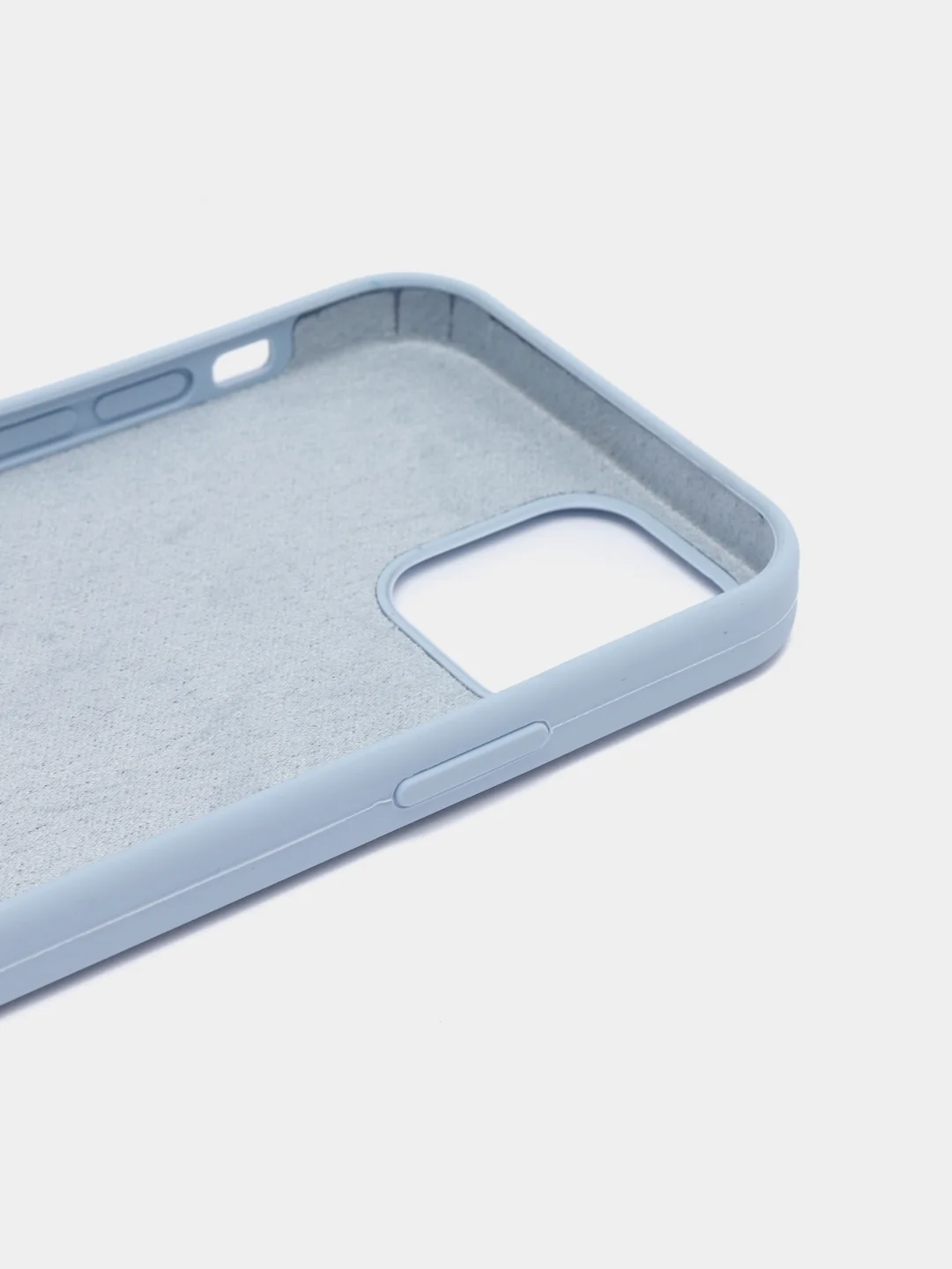 Небесно-голубой чехол iPhone 12 / 12 Pro с закрытым низом Silicone case