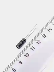 10 штук 22мкФ 63в Конденсатор электролитический 22UF 63V 105C 5х11