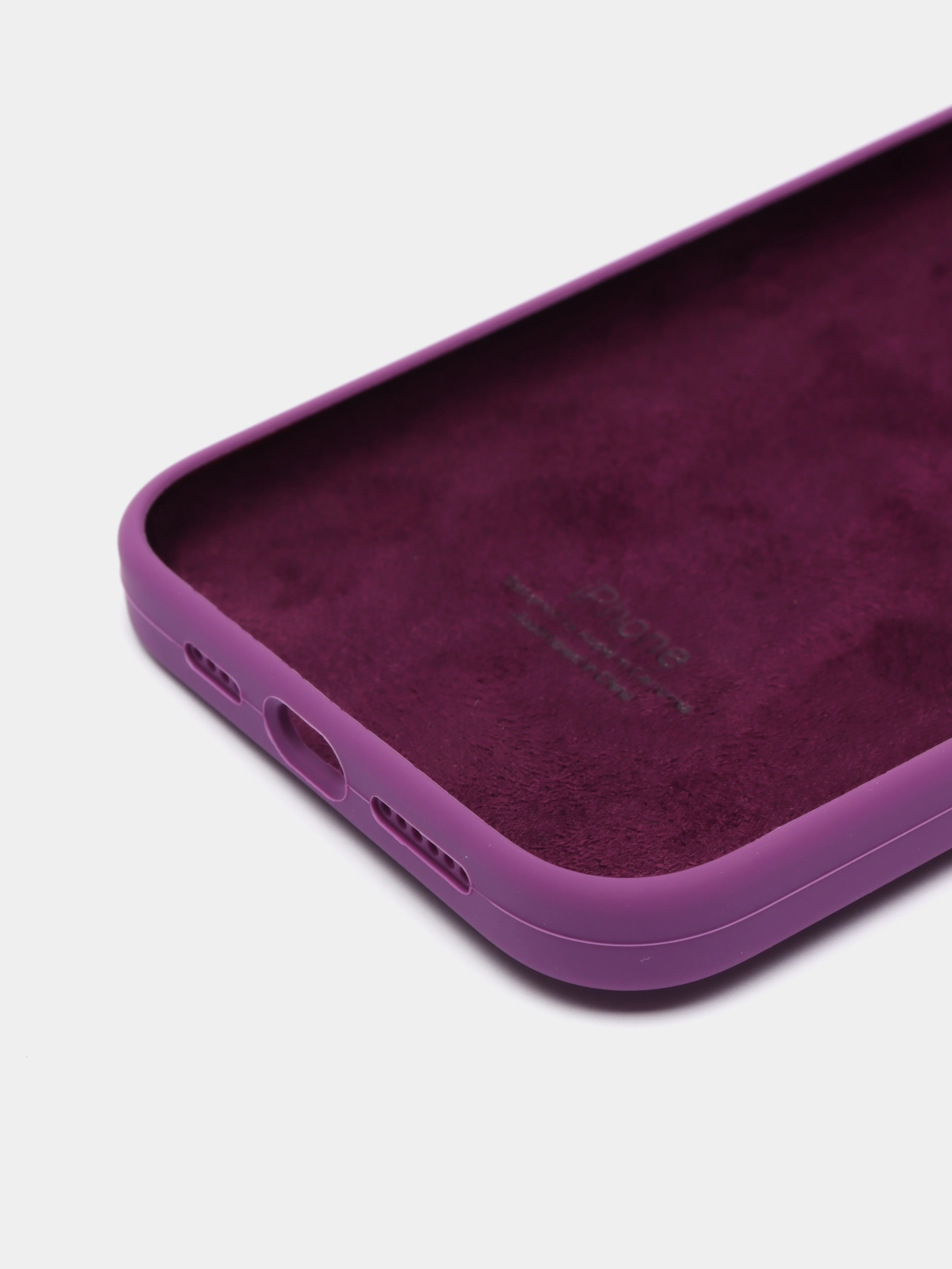 Фиолетовый чехол Silicone Case для iPhone 13 Pro Max