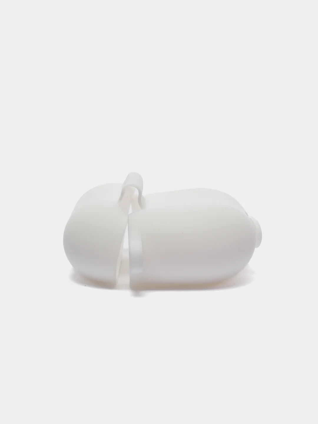 Белый силиконовый чехол для Airpods 3