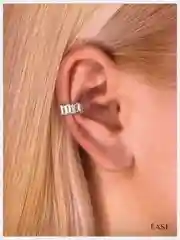 Кафф с фианитами