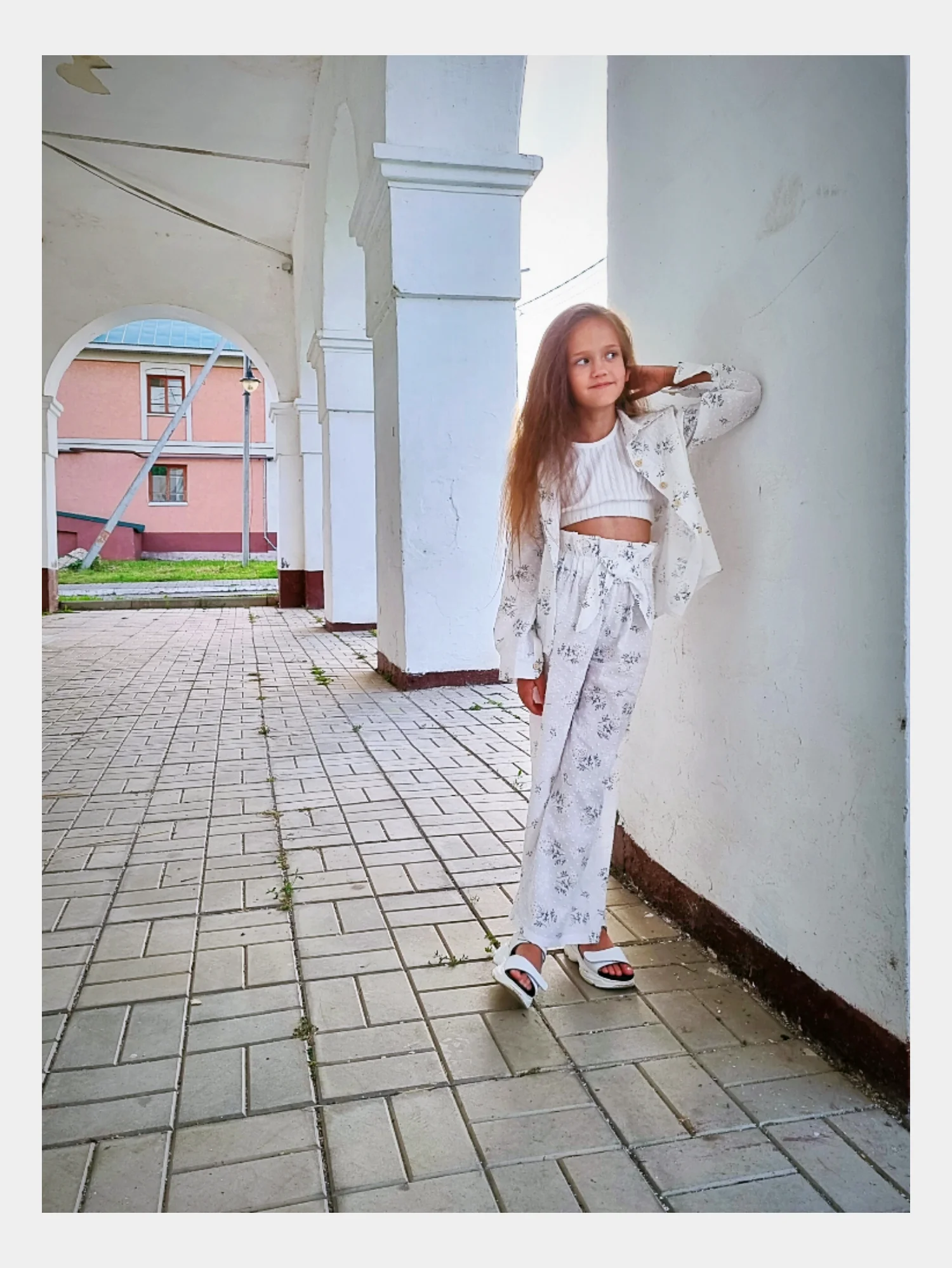 Белый костюм Silinda для девочки, батист