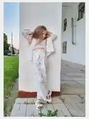 Белый костюм Silinda для девочки, батист