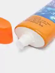 Солнцезащитный крем для лица с коллагеном Ekel Soothing & Moisture Collagen SUN Block SPF